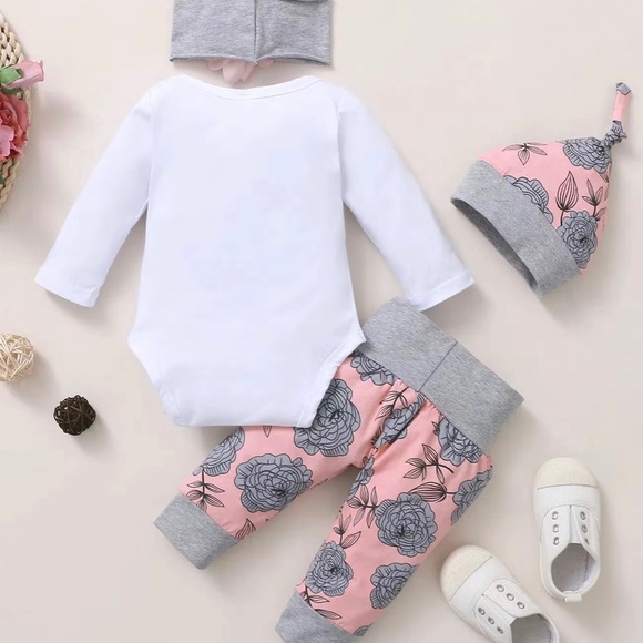 Baby Girl 4 pieces outfit - Picture 3 of 5